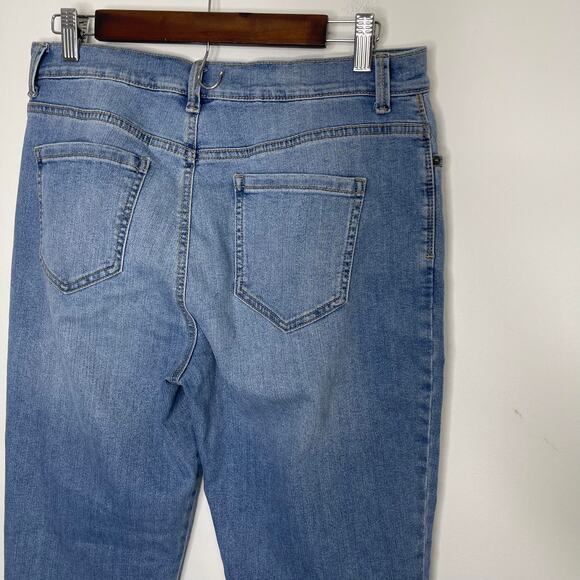 Gloria Vanderbilt women's 12 blue jeans cropped length AMANDA model raw hem - Picture 5 of 15